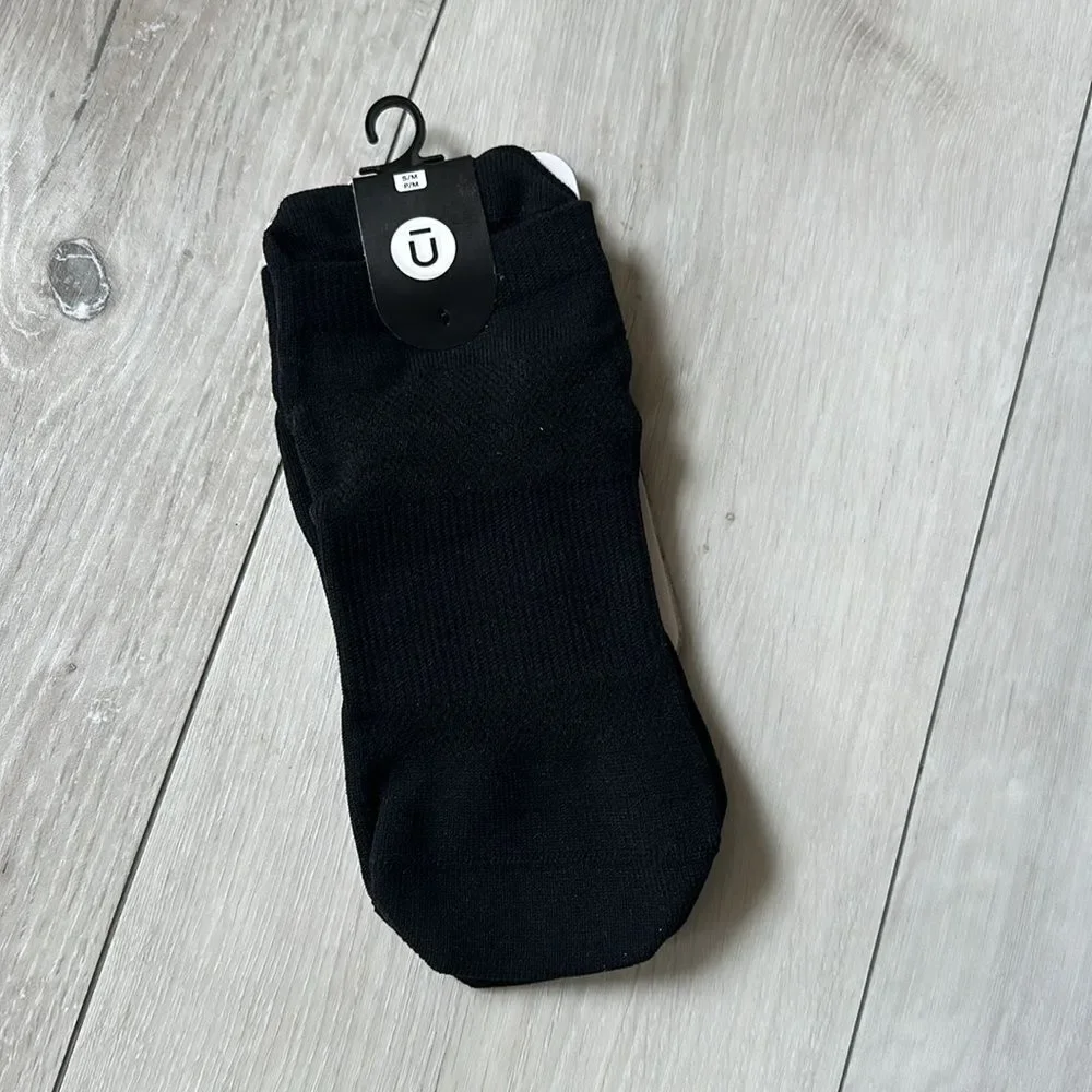 Flagship Ankle Socks Black‎ size S/M nwt